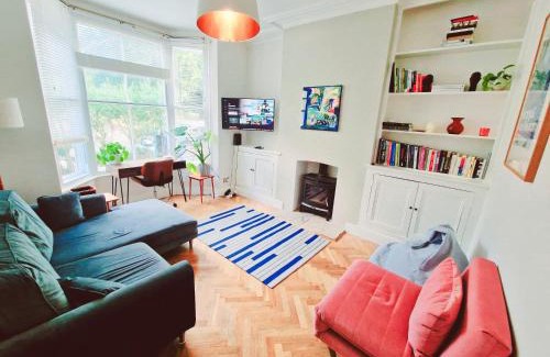 Liverpool Apartamento | Upscale Family Home Beautiful Setting