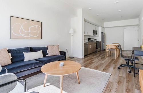 Hayward Apartamento | Upscale Hayward 1BR w/ Heated Pool & On-Site Restaurants, by Blueground