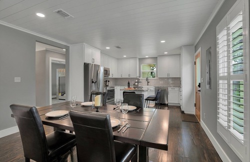 Dripping Springs Casa | Upscale Home With Pool and Firepit - Close to Mercer St!