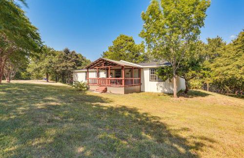 Pottsboro Casa | Upscale Lake Texoma Vacation Home 1 Mi to Marina!