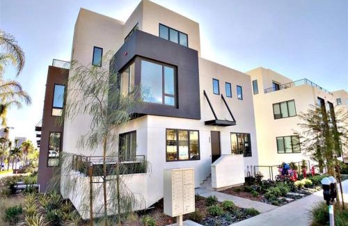 Bankers Hill Casa | Upscale Modern Townhouse At Balboa Park