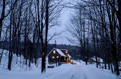Waitsfield Casa | Upscale mountain retreat on 34 acres of private farmland with private hot tub