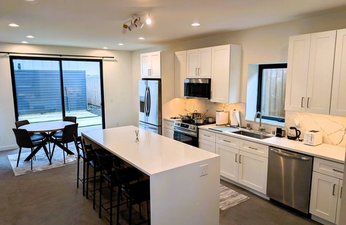 West End Casa | Upscale - New Build - Puget Sound View - EV - Home#1