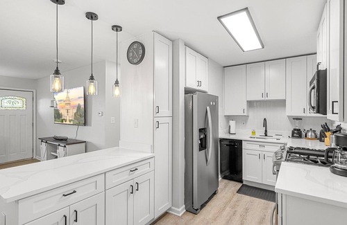 Jefferson Manor Cama Y Desayuno | Upscale | Old Town Views | 3BD Lux