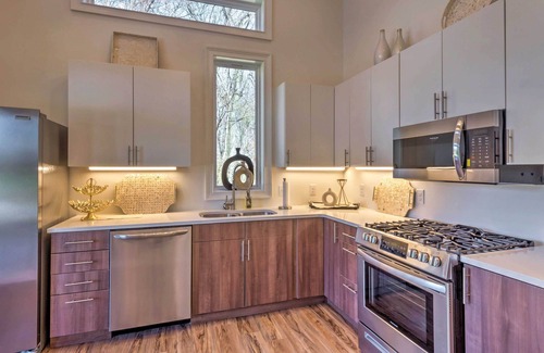 Cunningham Cabina | Upscale & Quiet Paducah Retreat on 15 Acres!