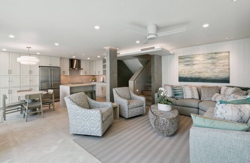 Fernandina Beach Condominio | Upscale Renovations at Oceanfront Beach Walker Villa!