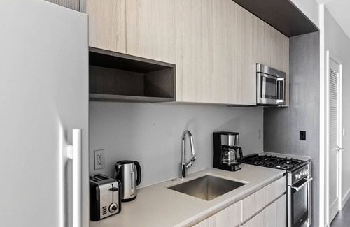 South Loop Apartamento | Upscale South Loop 1BR w/ Pool, Gym & Spa, nr Grant Park, by Blueground