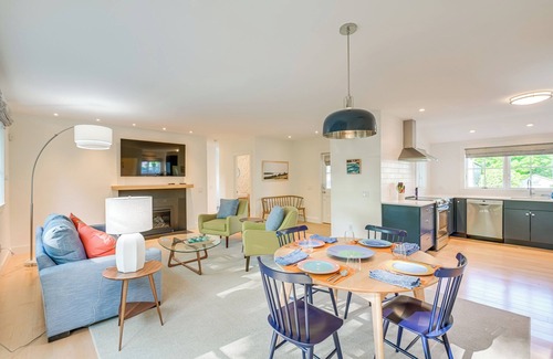 Southwest Harbor Casa | Upscale Southwest Harbor Retreat - Dog Friendly!