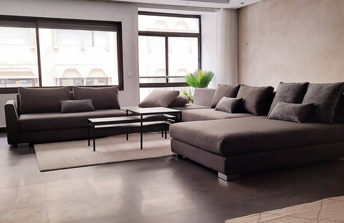 Racine Apartamento | Apartamento moderno, muy bien ubicado.