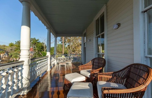 Downtown Charleston Apartamento | Upscale Stylish 2b/2b Downtown near Upper King St.