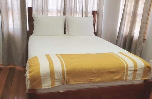 Georgetown Apartamento | Upstairs 3 Bedroom Avalon Regia Apartment