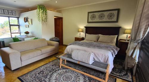 White River Casa | Upstairs R-2 Self-Catering Unit