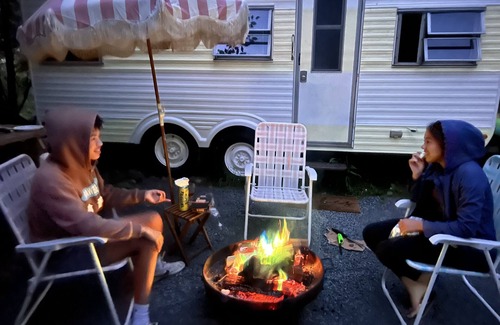 Parksville Casa | Upstate Catskills Beautiful 1978 Vintage Camper "Shirley"