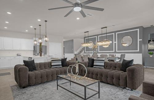 Four Corners Casa | Upstay 20 Guest Capacity Mansion Near Disney
