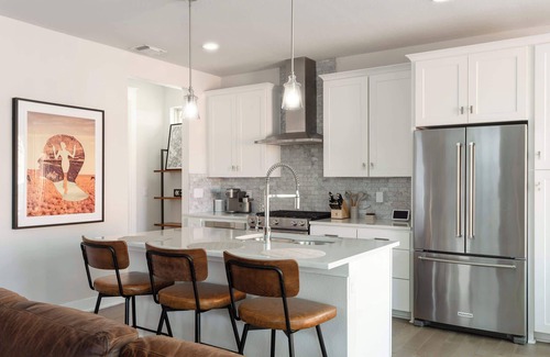 Rosewood Casa | Upstay: Eastside Home w/ Patio & BBQ—11 Mins to DT