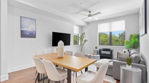 West Congress Apartamento | Upstay Modern 2 Bedroom Home near South Congress