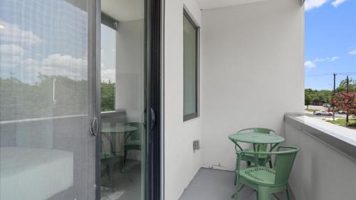 West Congress Apartamento | Upstay Modern 2 Bedroom Home near South Congress