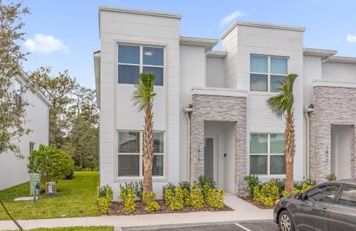 Four Corners Casa | Upstay - Modern Home New Development w Pool
