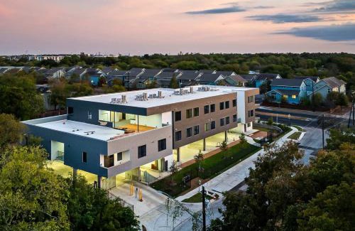 West Congress Apartamento | Upstay Newly Renovated Apartment near SoCo
