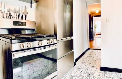 East Isles Apartamento | Uptown Bachelor 2