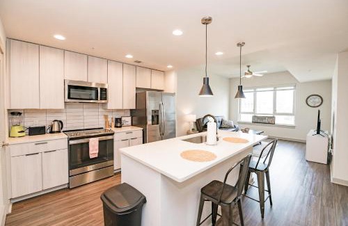 Third Ward Apartamento | Uptown Furnished Apartments near BOA Stadium apts