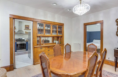 Lowry Hill East Apartamento | Uptown Minneapolis Home: Walk to Lakes!