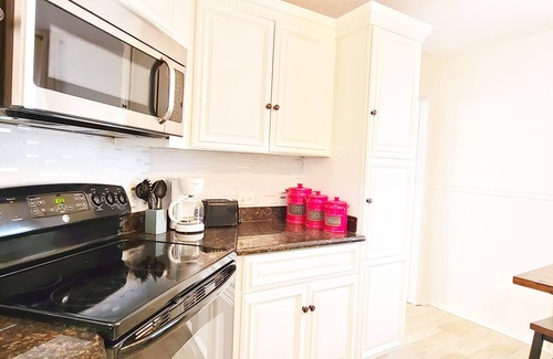 Milan Casa | Uptown New Orleans Home -7 mins to FQ Free Parking