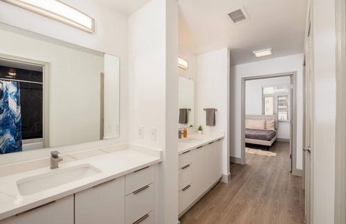 Third Ward Apartamento | Uptown's Elite- 4BR Luxury Oasis