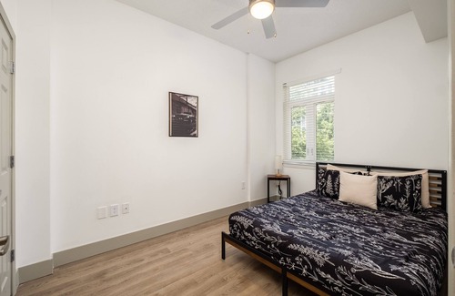 Third Ward Apartamento | Uptown's Elite- 4BR Luxury Oasis