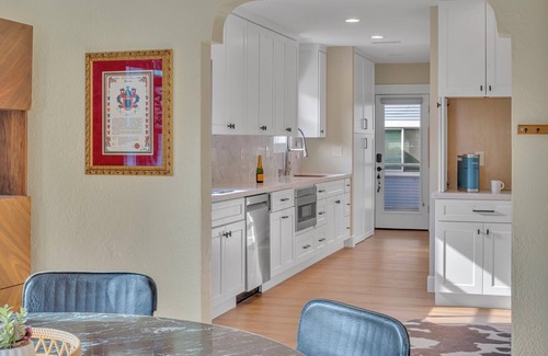 Mission Hills Casa | Uptown San Diego | Sauna | Updated and bright