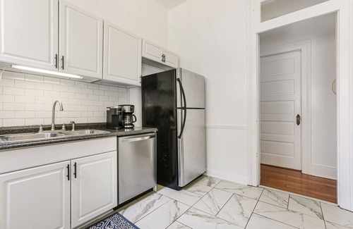 Freret Casa | Uptown Spacious 4BD w Historic Charm