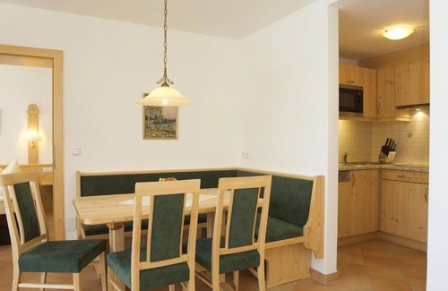 Konigsleiten Apartamento | Uranus - Appartements Sonneck