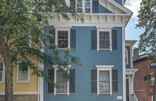 College Hill Apartamento | Urban Chic in PVD, next door to Brown and RISD