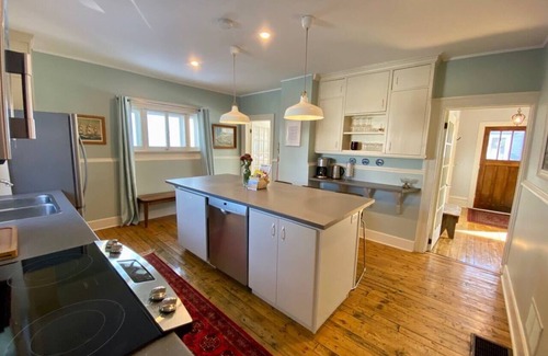 Queens Square Villa | Urban Cottage - in the heart of Charlottetown