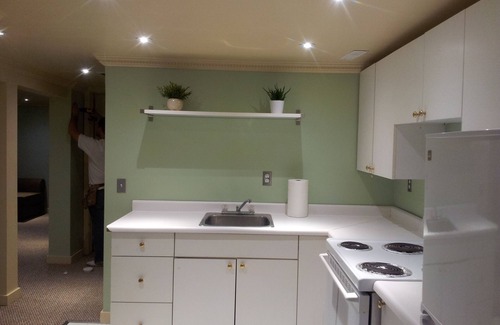 Sunnyside Casa | Urban Oasis Cottage, ubicación impresionante, totalmente renovado y autocontenido Baja
