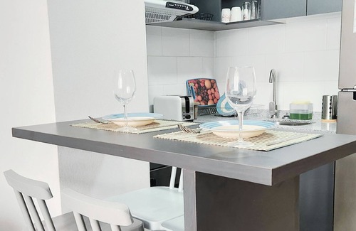 Quinta Normal Apartamento | Refugio urbano, acogedor y céntrico con estacionamiento gratis
