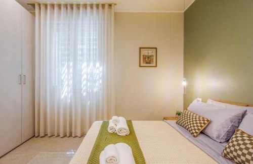 San Faustino-Madonnina-Quattroville Apartamento | Urban Eden Nest - Smart Oasis in the Motor Valley