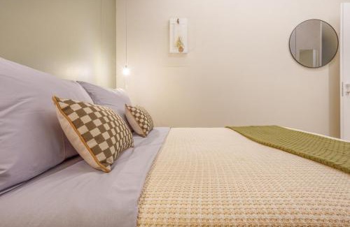 San Faustino-Madonnina-Quattroville Apartamento | Urban Eden Nest - Smart Oasis in the Motor Valley