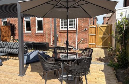 Southampton Apartamento | Urban Escape Entire Apartment Near Uni and Hospital