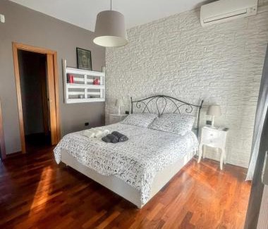 Limbiate Apartamento | Urban House - un angolo di relax con terrazza in Lombardia