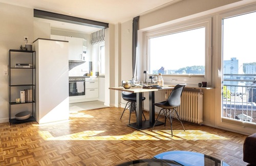 Flensburg Apartamento | Urban living with fjord view, parking space, water view, WLAN