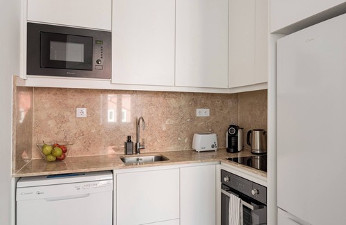 Santo Amaro Apartamento | Urban Nest Alcântara – Stylish 2BR