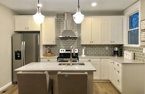 Dayton Casa | Oasis urbano 3 millas a Cincy duerme 12
