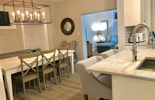 Dayton Casa | Oasis urbano 3 millas a Cincy duerme 12