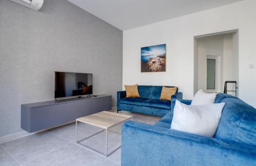 San Gwann Apartamento | Urban Oasis 3BR Duplex in a Prime Location