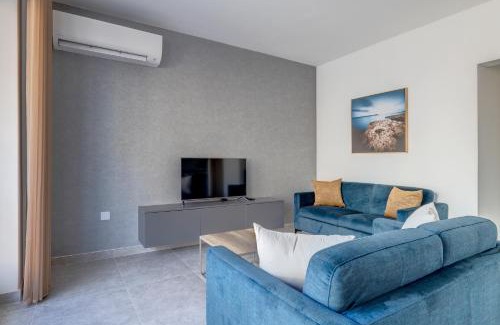 San Gwann Apartamento | Urban Oasis 3BR Duplex in a Prime Location