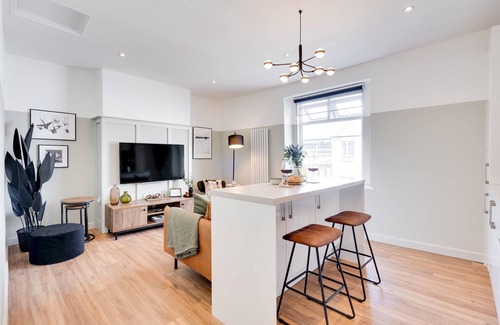 Newport Apartamento | Urban Oasis by Keystone