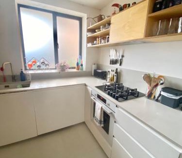 Clissold Apartamento | Urban Oasis Chic 1BR Flat with Spacious Garden