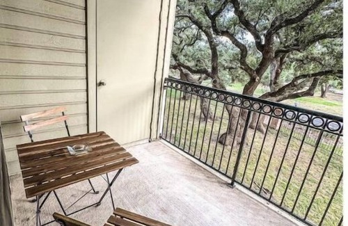 North Burnet Apartamento | Urban Oasis - Domain area!!