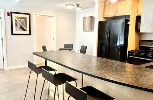 Old Town Chinatown Condominio | Urban Oasis in the Heart of the Pearl District!